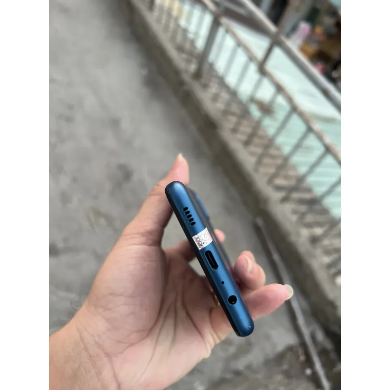 samsung galaxy A12 Bãn ram 6gb/128,màn hình 6.5in,4 camera 48 MP, Pin trâu 5000mAh 797278