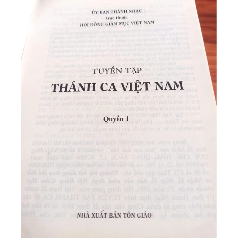 Tuyển Tập Thánh Ca Việt Nam (quyển 1 + 2) - Uỷ Ban Thánh Nhạc 329610