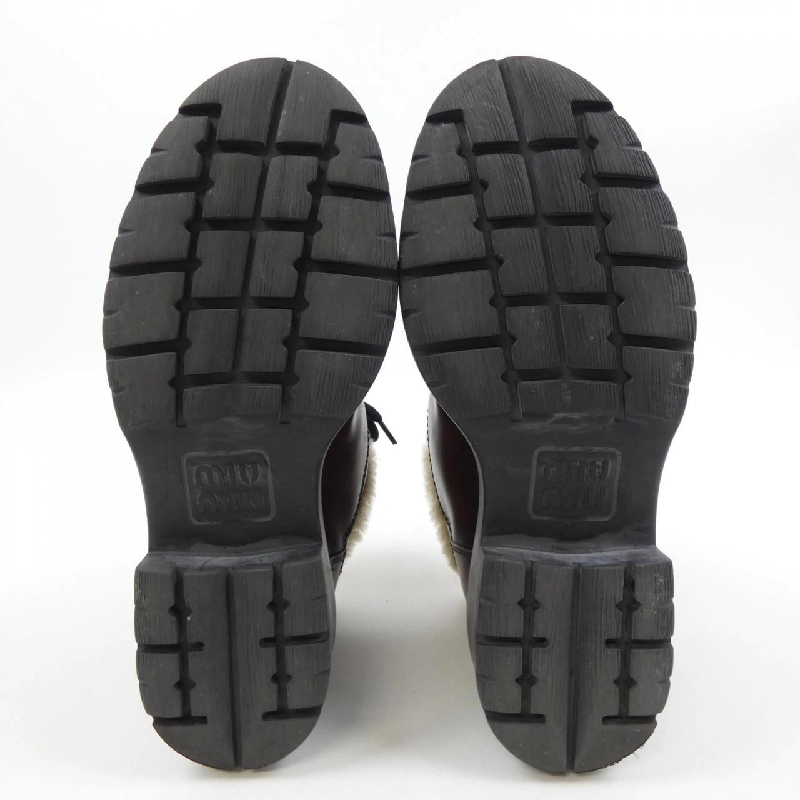 Giày bốt MIU MIU 662386