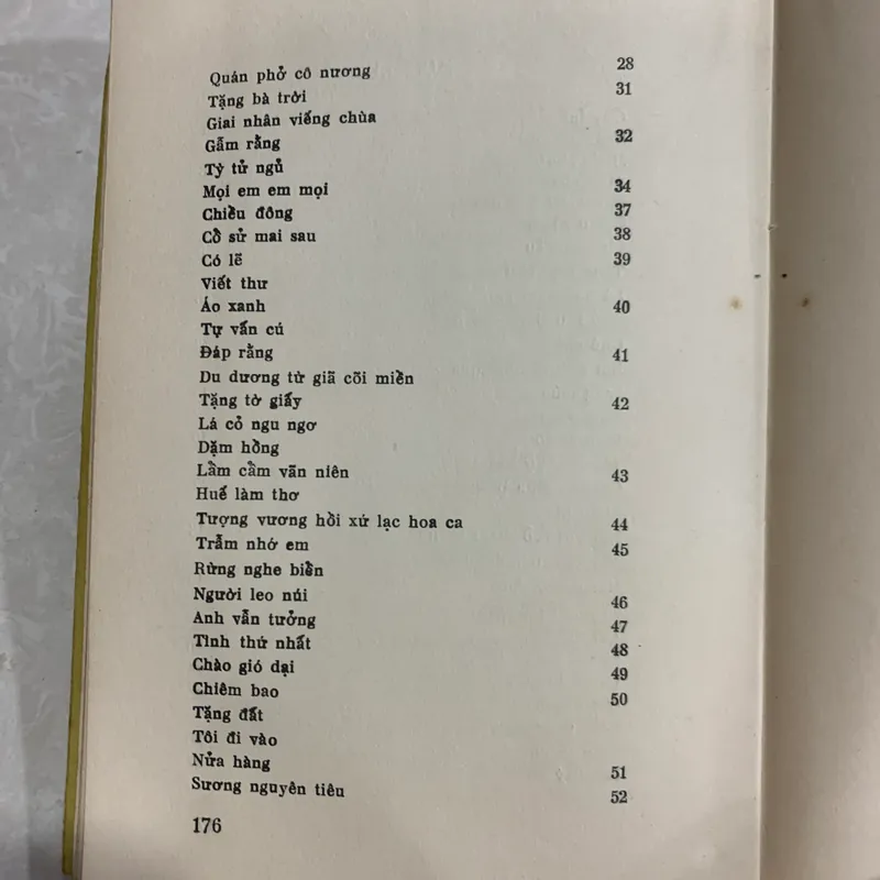 BÀI CA QUẦN ĐẢO - BÙI GIÁNG 561667