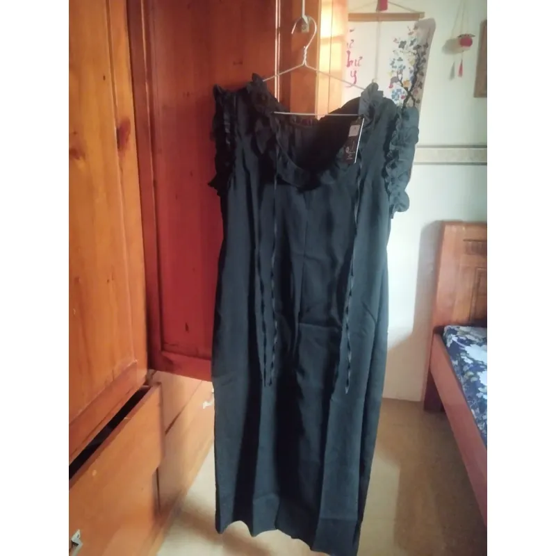 váy suông đen hiệu Mina 758691