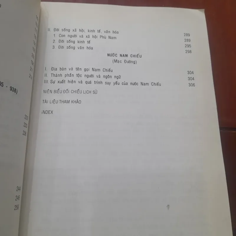 LỊCH SỬ VIỆT NAM tập 2 (từ đầu đến năm 938) 753851