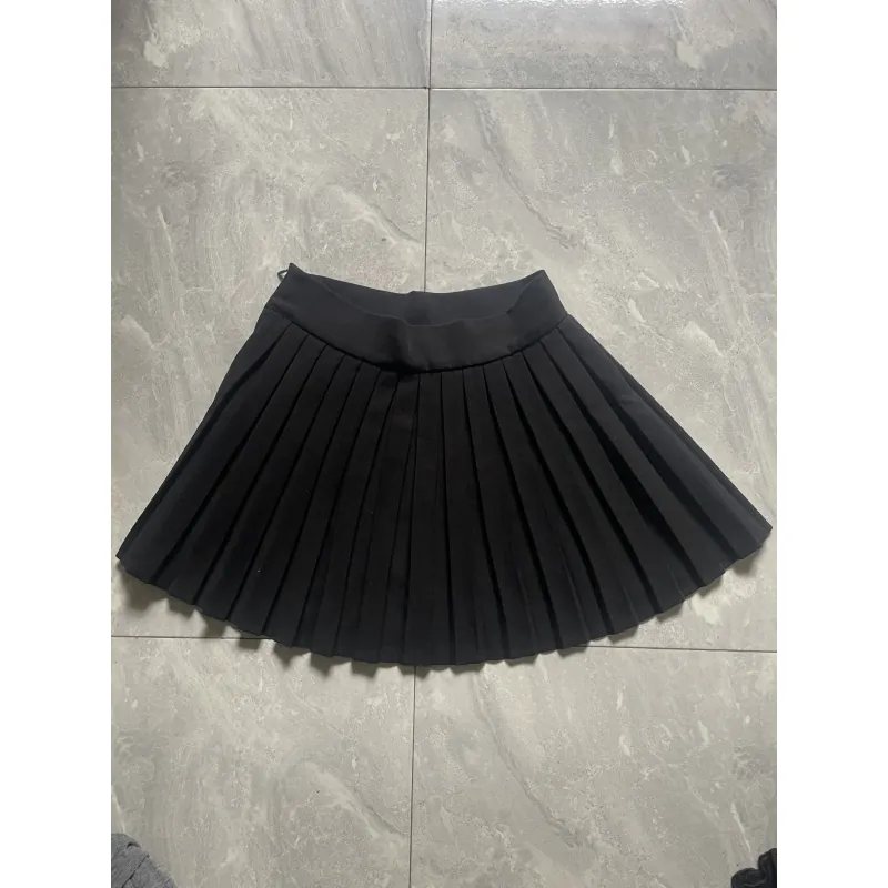 Váy ngắn size S màu đen 1042243