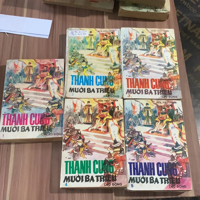 Thanh cung mười ba triều, trọn bộ 5 tập, Nguyễn Hữu Lương dịch 674718