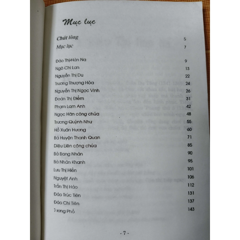 Nét bút giai nhân - 1998 - 157 trang - LỊCH SỬ - CHÍNH TRỊ - TRIẾT HỌC - SLSCTNTTCNVTTDSLSCTANTQ3112-146 780399