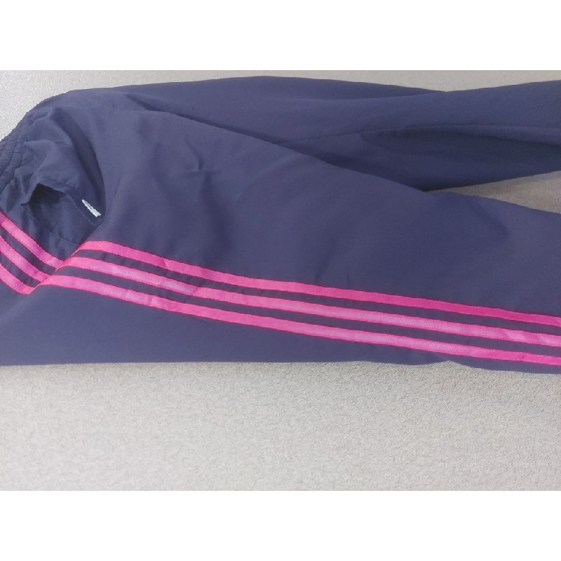 Quần thể thao nữ Adidas size L 56259