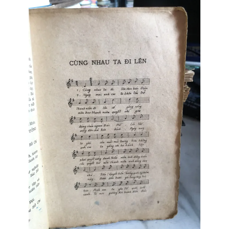 Sổ tay đội viên thiếu niên tiền phong Hồ Chí Minh  1010170