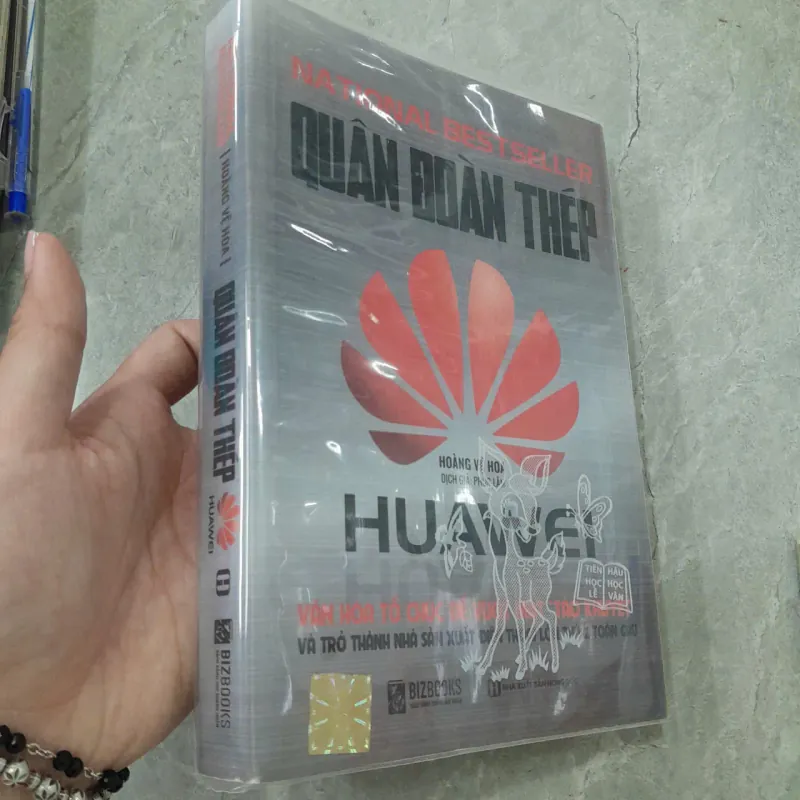 QUÂN ĐOÀN THÉP - HOÀNG VỆ HOA 786932