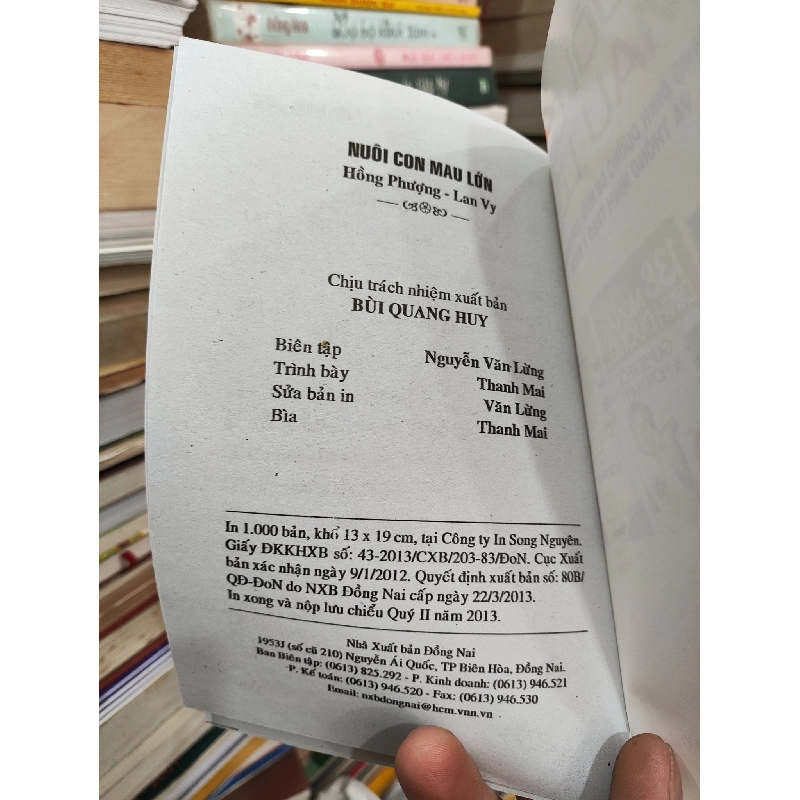 Nuôi Con Mau Lớn - Hồng Phượng - Lan Vy 1001059