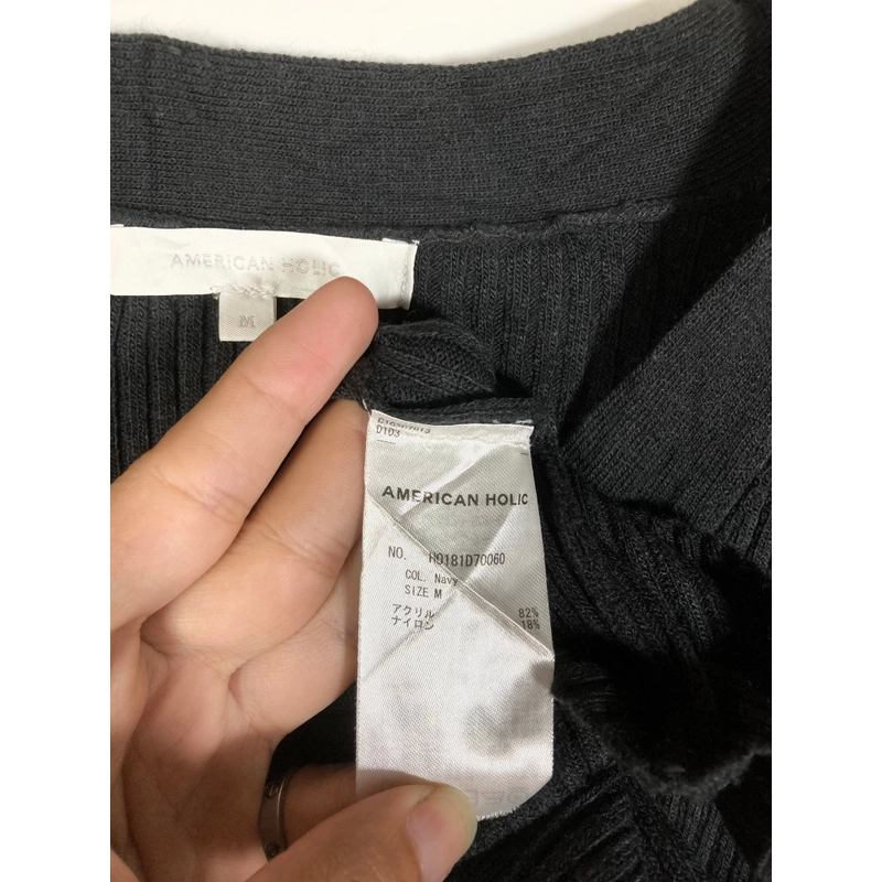 Áo Cadigan Mongtoghi Nhật Nhà American Holic

Size S /M 353197