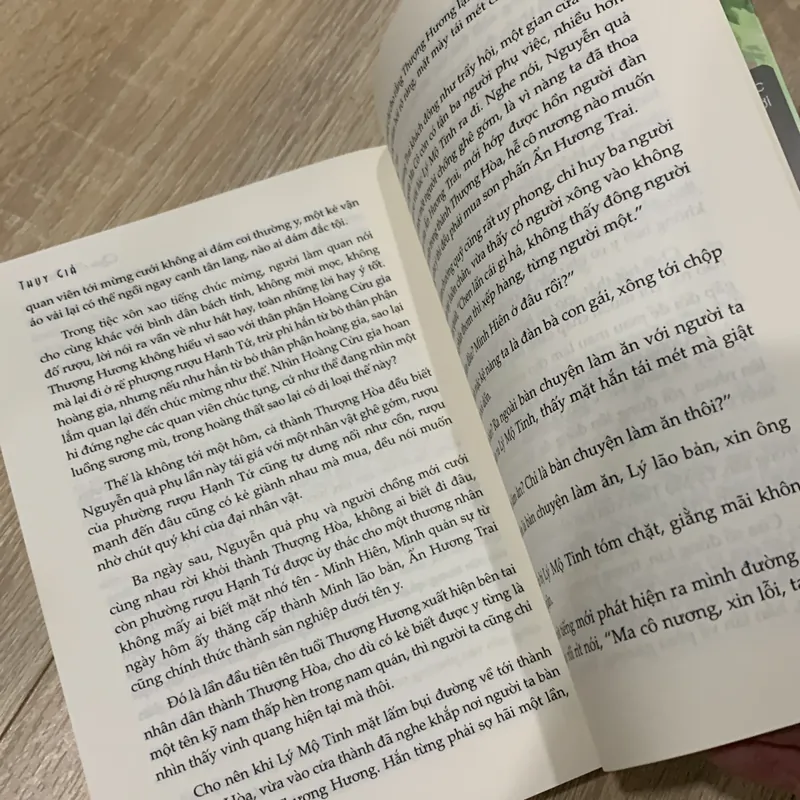 Quân tuý trầm hương - Thuỵ Giả 562708