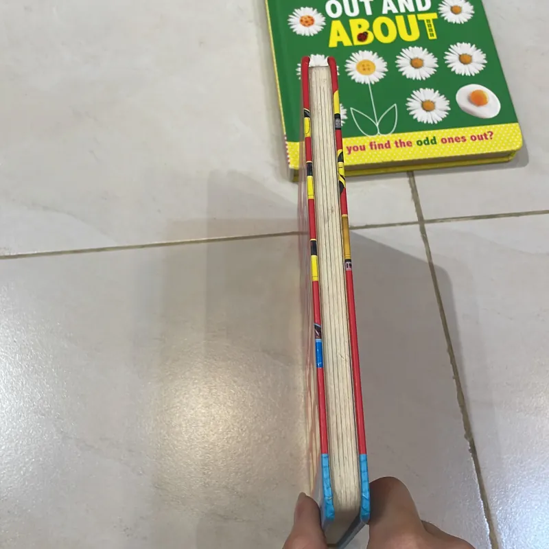 NGOẠI VĂN - tiếng anh trẻ em nxb DK nổi tiếng : Spot the Difference THINGS THAT GO  1027815