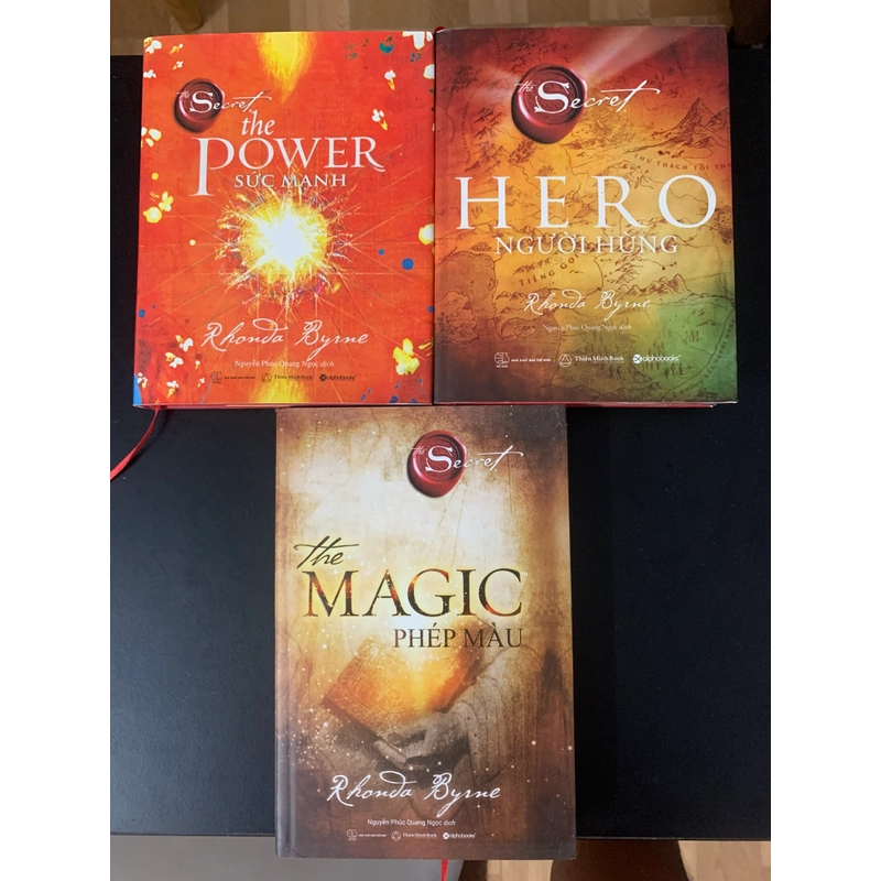 Bộ 3 cuốn sách của Rhonda Byrne: Power, Hero, the Magic 546438