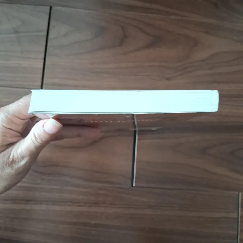 Người tình Sputnik 732709