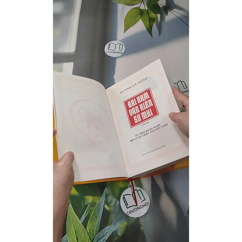 [MIỄN PHÍ BỌC SÁCH] Đại Nam Văn Hiến Sử Thi - Huỳnh Uy Dũng 990173