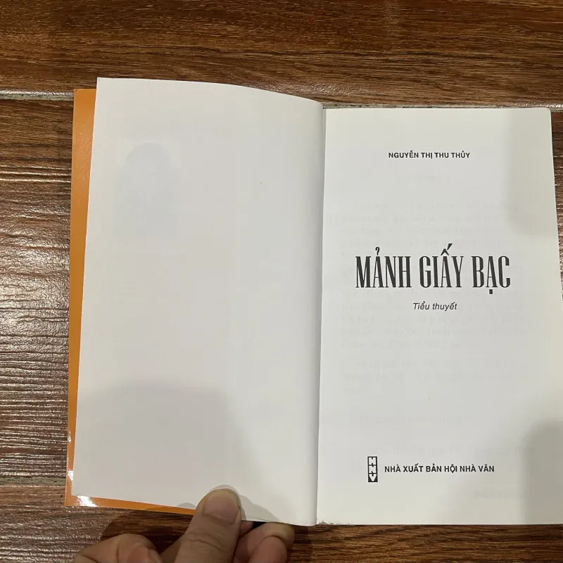 Mảnh Giấy Bạc (7) 563574