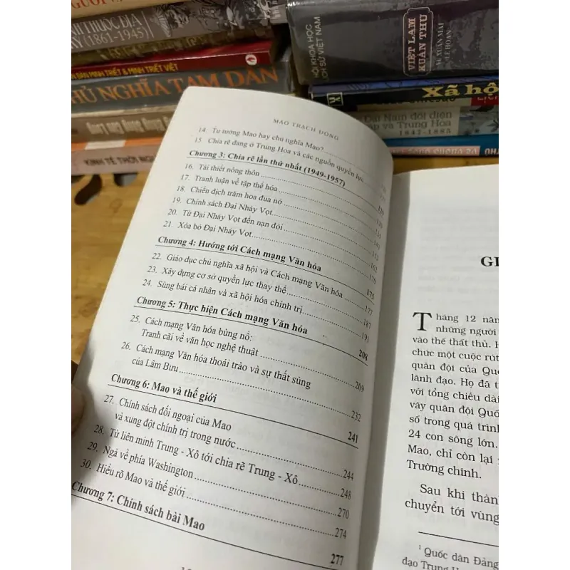 Sách cũ: Hồ sơ quyền lực Mao Trạch Đông - Shaun Breslin 989733