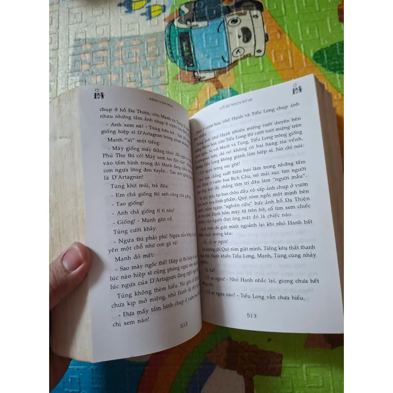 Kính Vạn Hoa - Tập 3 966564