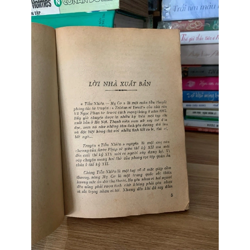 Tiểu Nhiên Mỵ cơ - Vũ Ngọc Phan 750688