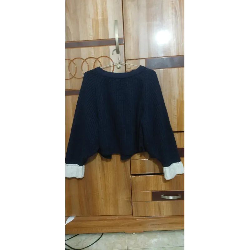 Áo len dáng ngắn dày phối tay 728197