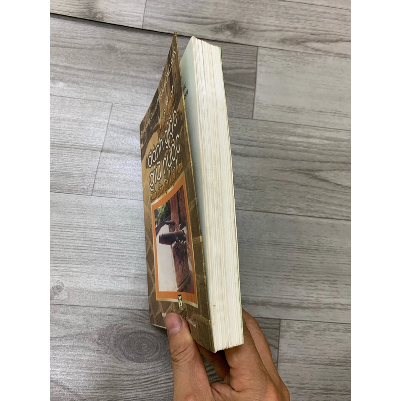 Nghệ thuật đánh giặc cứu nước của dân tộc việt nam. 999 460033