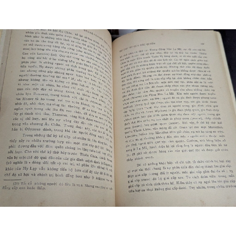Những vấn đề căn bản của chính trị - Leslie Lipson 539241