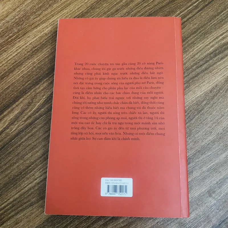 Ở Paris - tán gẫu cùng gái Paris 1024309