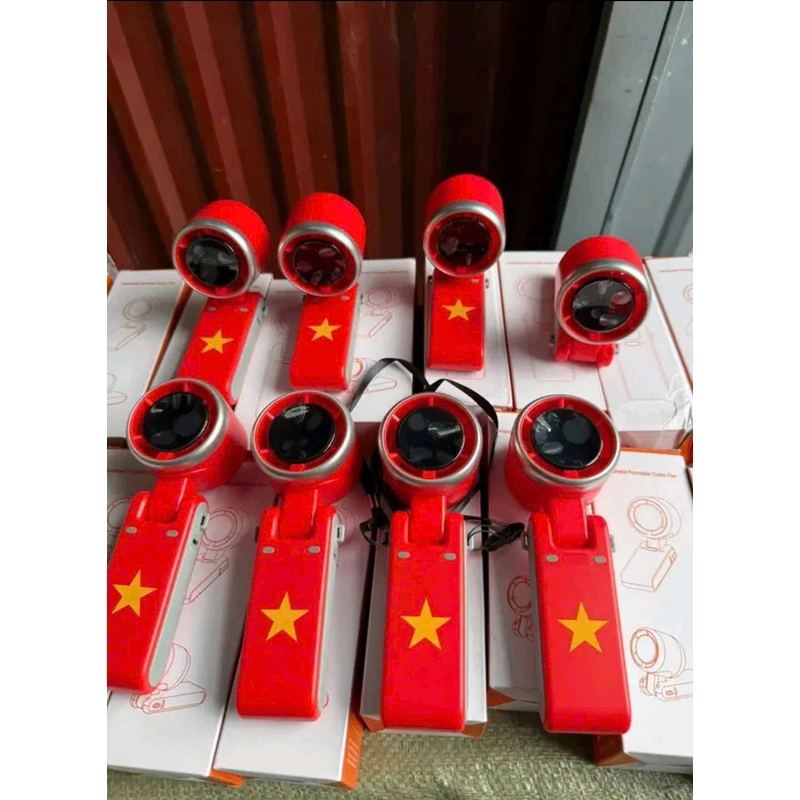 Quạt sạc phản lực cờ đỏ sao vàng, tưng bừng đón mừng đại lễ Quốc Khánh 2/9 529697