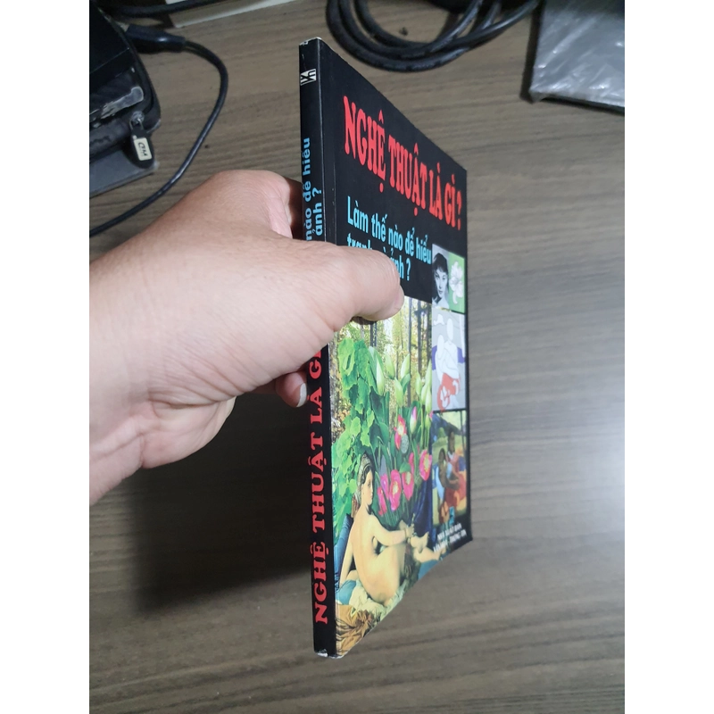 Nghệ thuật là gì - Đặng Thị Bích Ngân 472203