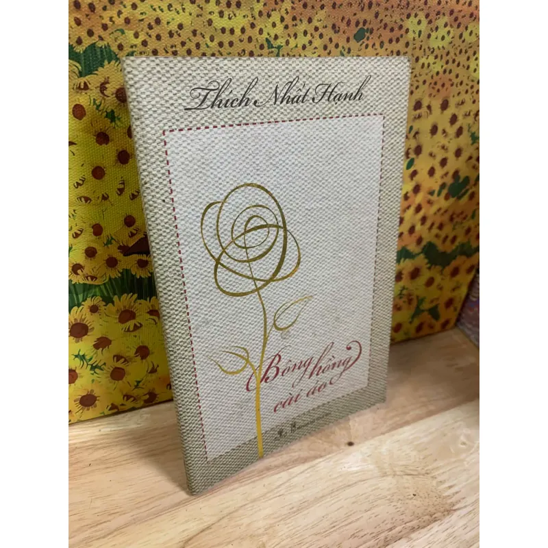 Sách tặng KÈM cho khách CÓ ĐƠN (mỗi đơn có thể chọn 1 cuốn) - Bông Hồng Cài Áo 928387