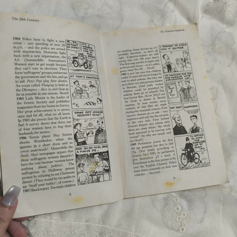Horrible Histories: 20th Century - Terry Deary (20 Horrible Years) 1033936