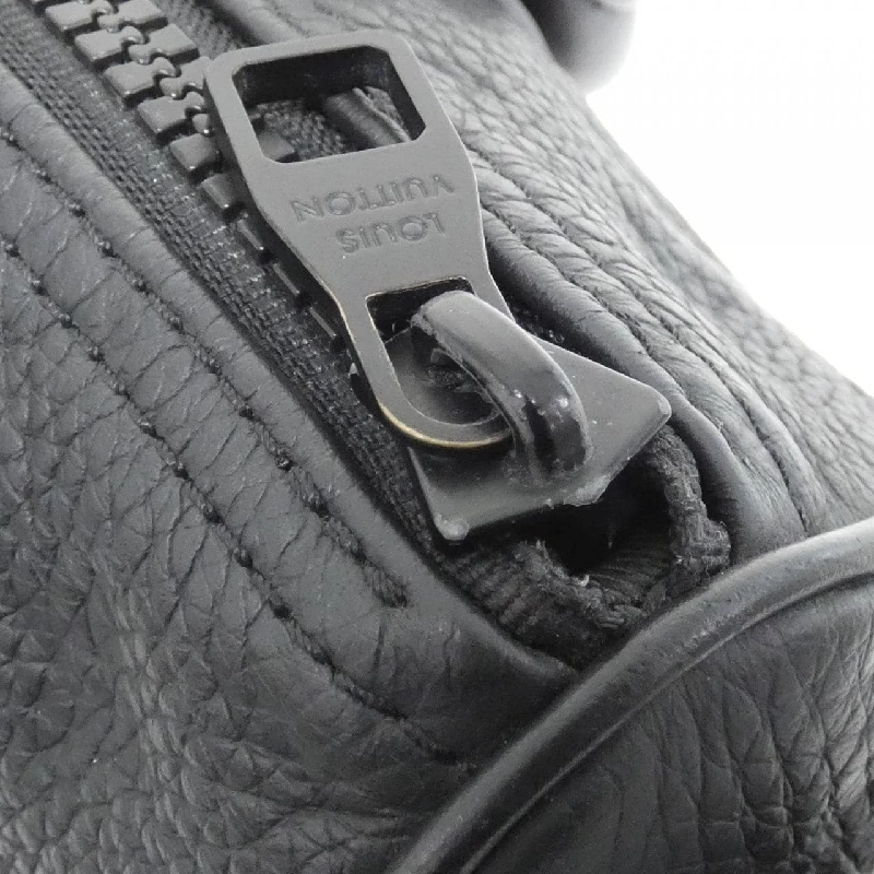 Túi xách Boston Louis Vuitton Monogram Trianon Bandolier 25cm M20900 615090