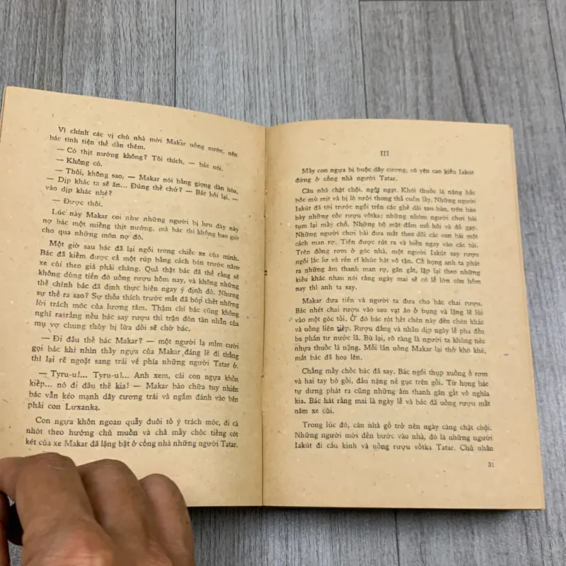 Những đốm lửa, tập truyện ký. 6b2 718629