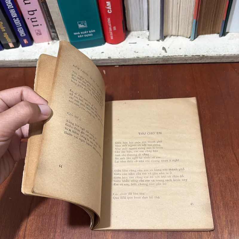 II Thơ: Đến Với Dòng Sông - Ý Nhi - 1978 765388