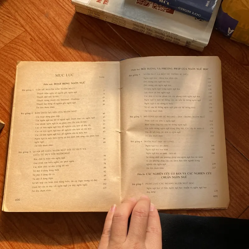 Những bài giảng ngôn ngữ học đại cương 759438