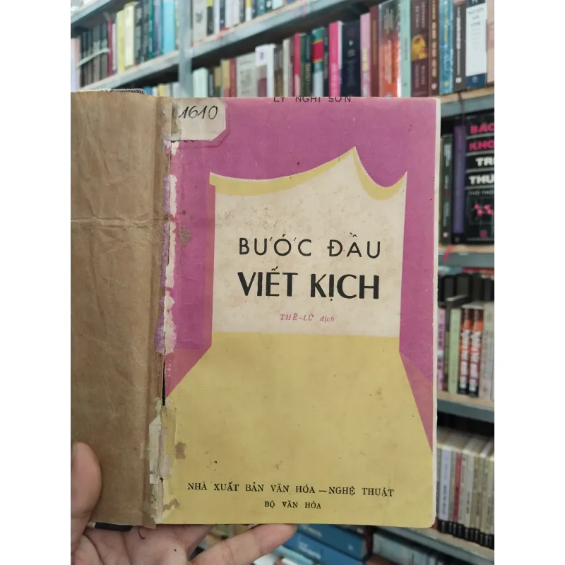 BƯỚC ĐẦU VIẾT KỊCH - LÝ NGHI SƠN (THẾ LỮ dịch)  971267