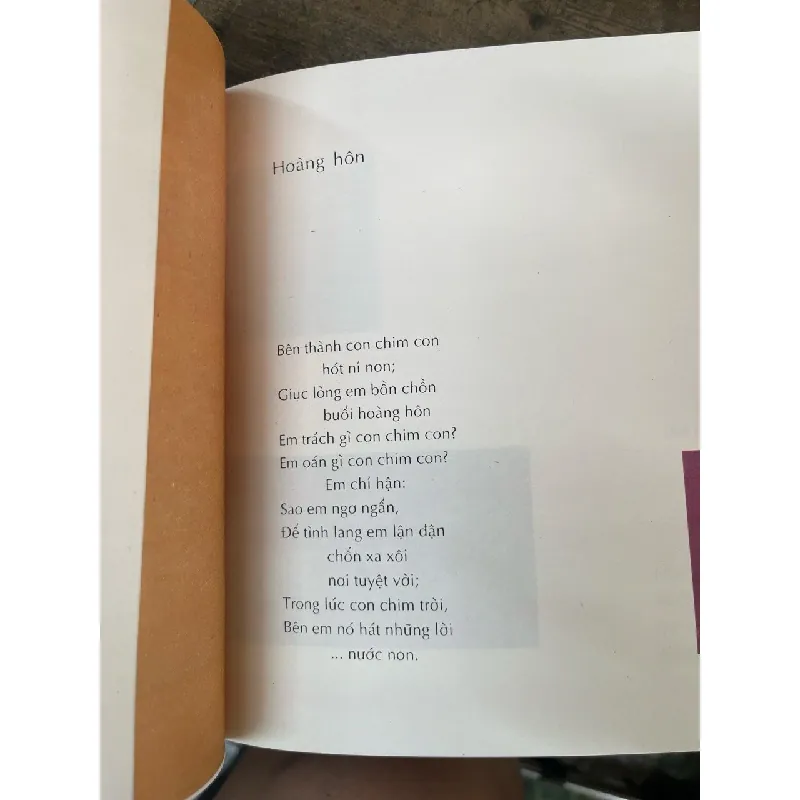 Thơ với tuổi thơ - Lưu Trọng Lư 703494