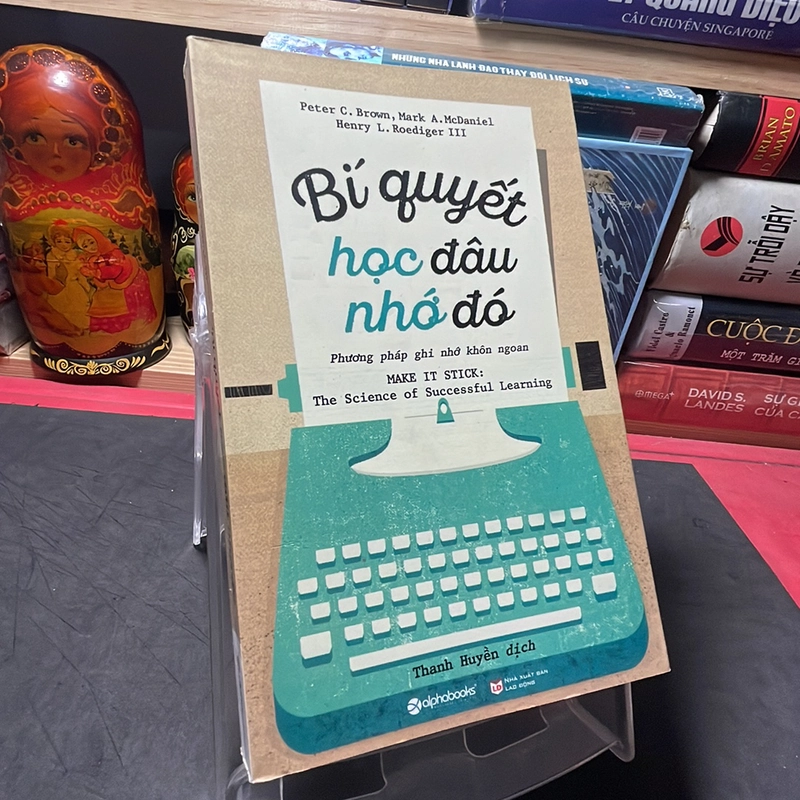 Bí quyết học đâu nhớ đó Peter C. Brown 322879