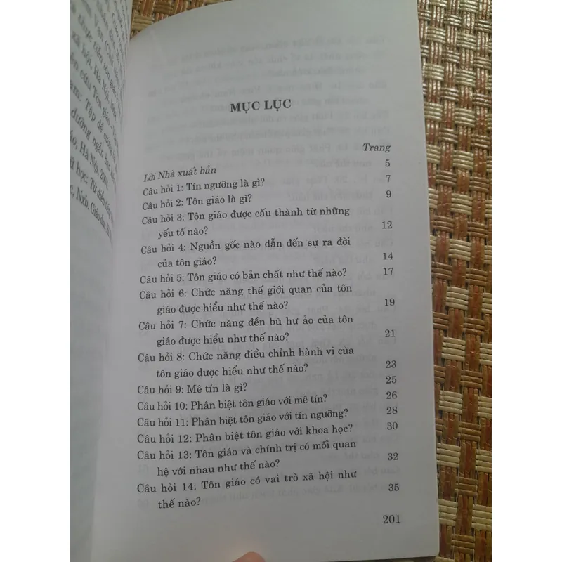 HỎI ĐÁP VỀ TÍN NGƯỠNG TÔN GIÁO 735925