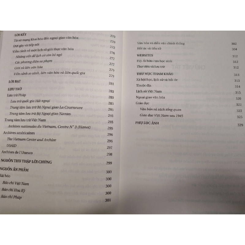Trường Pháp ở Việt Nam (1945 - 1975) - 2022 - 345 trang - LỊCH SỬ - CHÍNH TRỊ - TRIẾT HỌC - SLSCTDETHAMSLSCTANTQ3112-64 924326