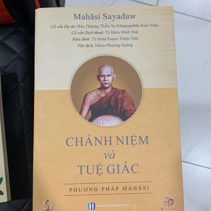 Sách Chánh niệm và tuệ giác 595679