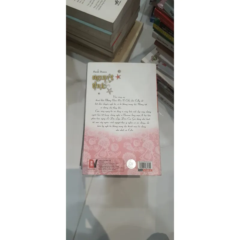 Cuốn sách "Nguyệt Thực" (Along for the Ride) của tác giả Sarah Dessen 👣 691432