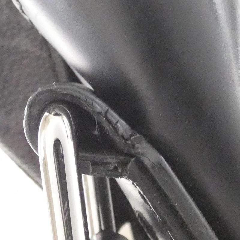 Túi đeo chéo Louis Vuitton Monogram Eclipse Voyage MM M40510 609842