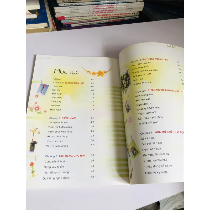 CẮM HOA HIỆN ĐẠI SUỐI HOA 601395