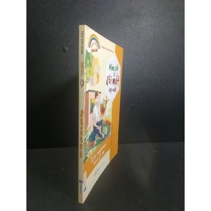 [Sách Cũ SCGR] Mỉm cười là đôi mắt đẹp nhất tác giả Tần Văn Quân 2020 mới 80% HCM1007 680354