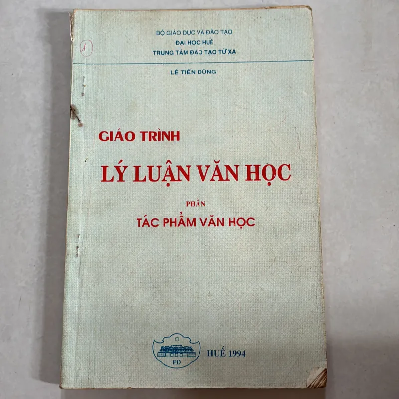 Giáo trình lý luận văn học - Lê Tiến Dũng - 1994s 801076