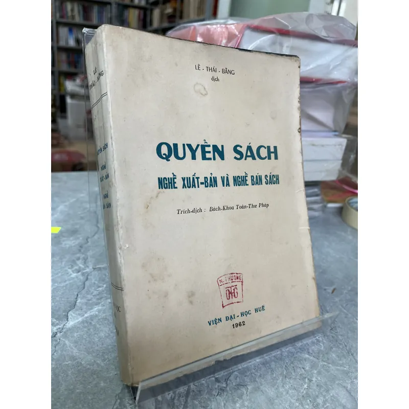 QUYỂN SÁCH NGHỀ XUẤT BẢN VÀ NGHỀ BÁN SÁCH - LÊ THÁI BẰNG 714991