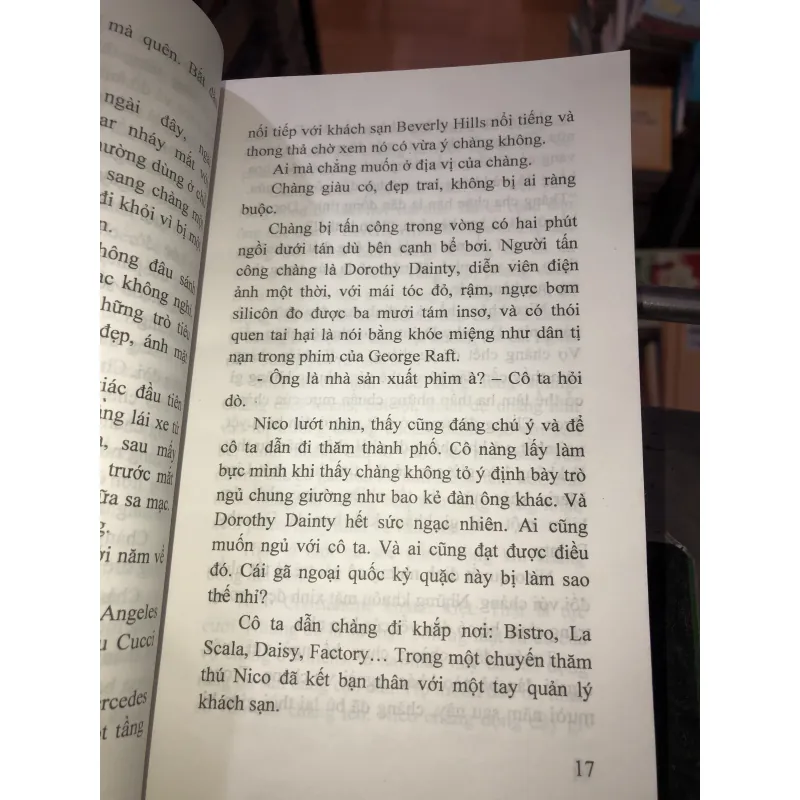 Lẳng lơ - Jackie Collins  1006349