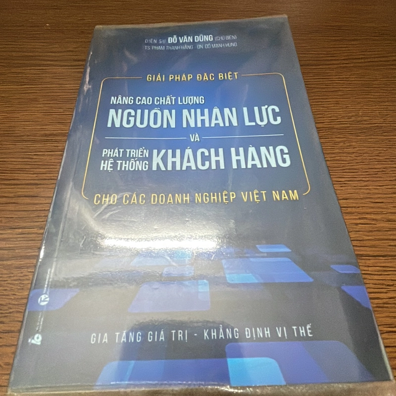 Giải pháp đặc biệt nâng cao chất lượng nguồn nhân lực và phát triển hệ thống khách hàng 361282