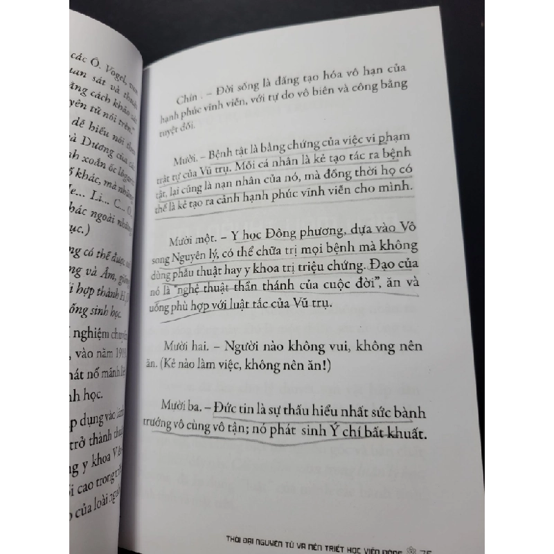 Thời đại nguyên tử & nền triết học viễn đông mới 80% bẩn bìa, highlight, note, chữ ký 2016 Huỳnh Văn Ba HCM2205 SỨC KHỎE - THỂ THAO 457902